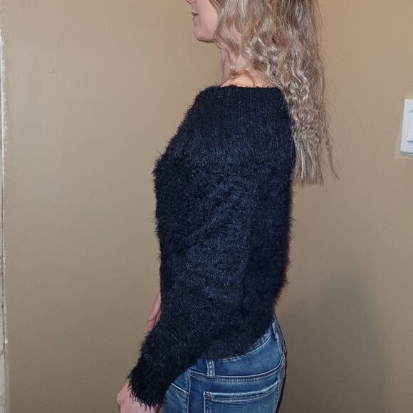 Tobi fuzzy sweater size s - Picture 2 of 5